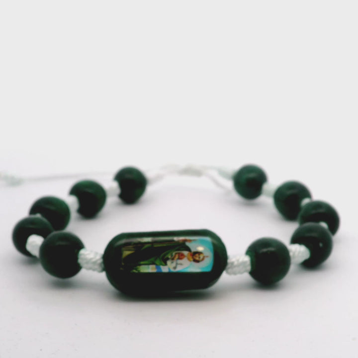 1caa9b24-2cb1-6795-9735-a6ed9180a77b.mp4